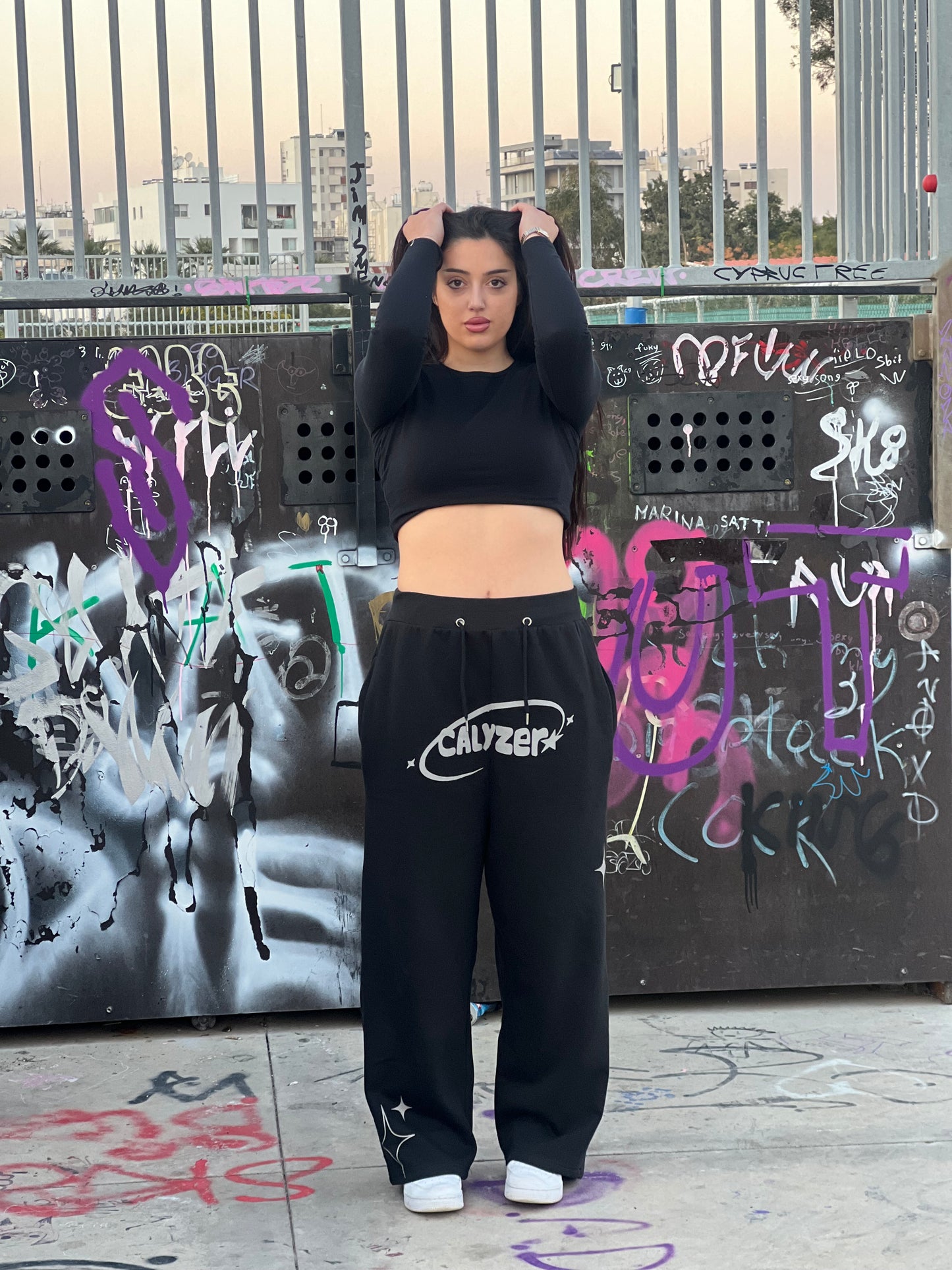 Calyzer 💫 oversized black sweatpants
