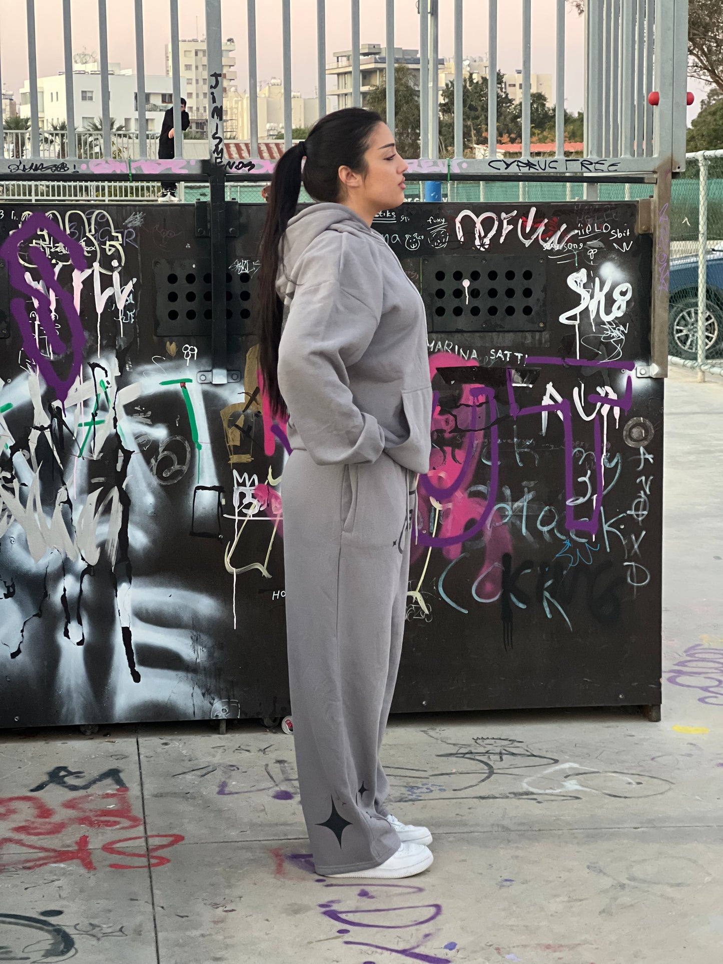 Calyzer Full Grey Orbit Tracksuit – Minimal Streetwear Comfort