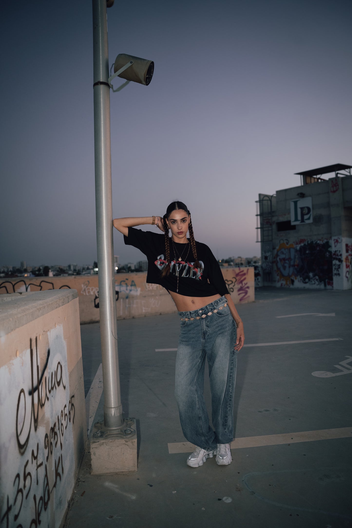 Loose black crop top